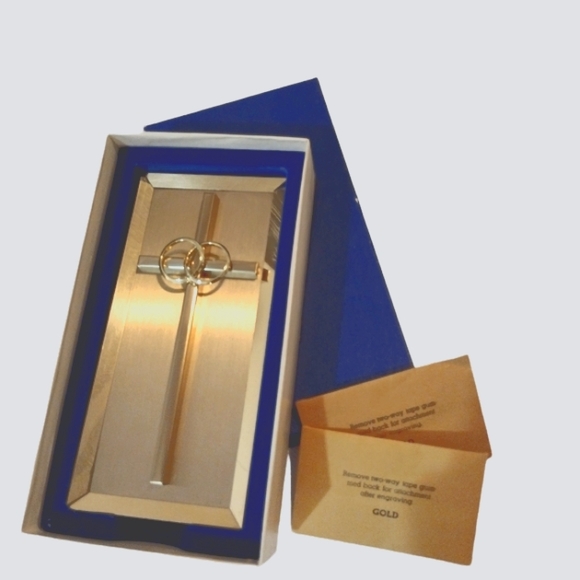 Vintage Gold Cross  Frame New - Picture 2 of 2